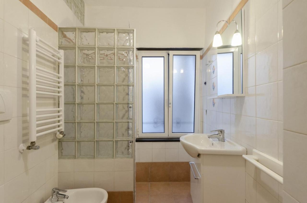 Appartement Joivy Warm Family Flat For 9, Near Porto Antico à Gênes Extérieur photo